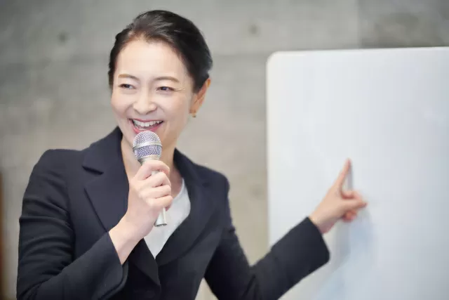 レバレジーズ株式会社